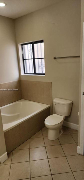 В аренду: $2,500 (2 спален, 2 ванн, 1632 Квадратных фут)
