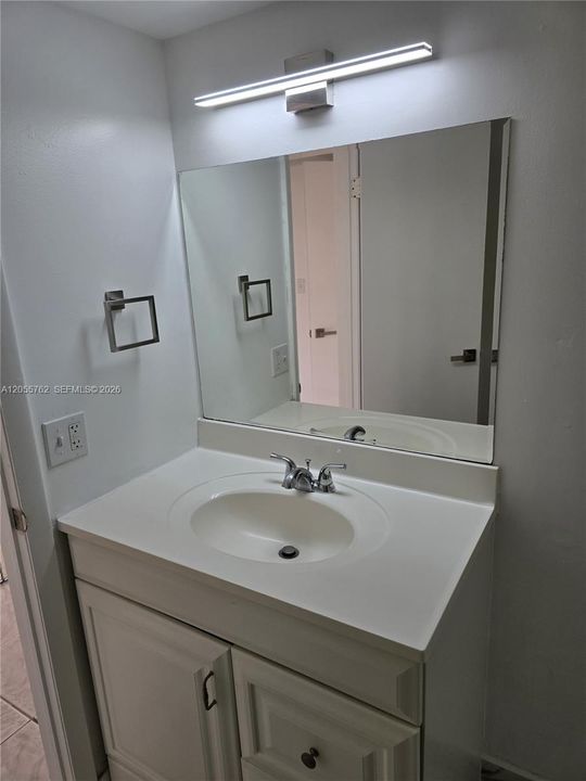 В аренду: $2,500 (2 спален, 2 ванн, 1032 Квадратных фут)
