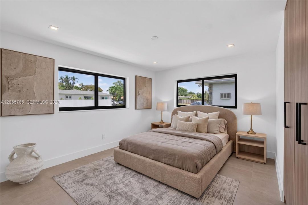 Activo con contrato: $1,389,900 (4 camas, 3 baños, 2148 Pies cuadrados)