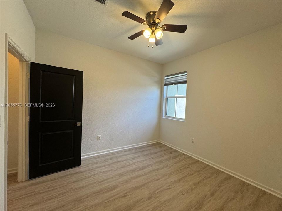 En Renta: $2,599 (3 camas, 2 baños, 1731 Pies cuadrados)