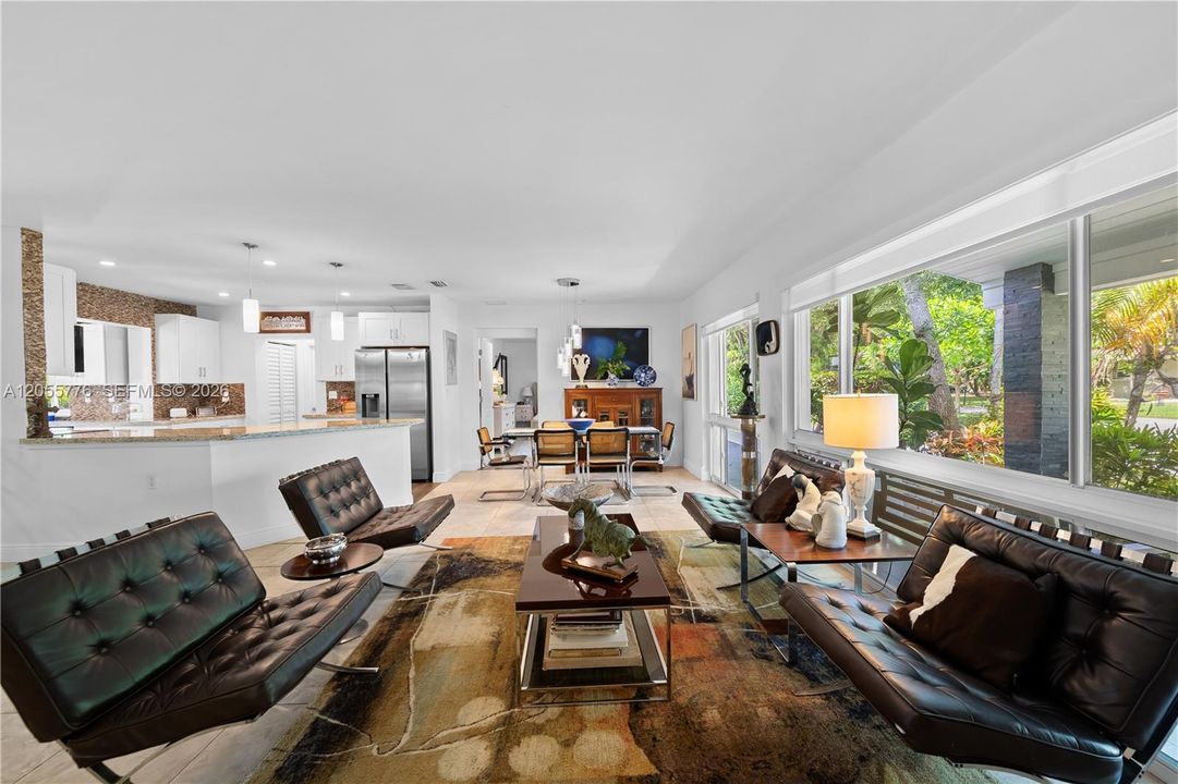 En Venta: $1,700,000 (4 camas, 3 baños, 2120 Pies cuadrados)