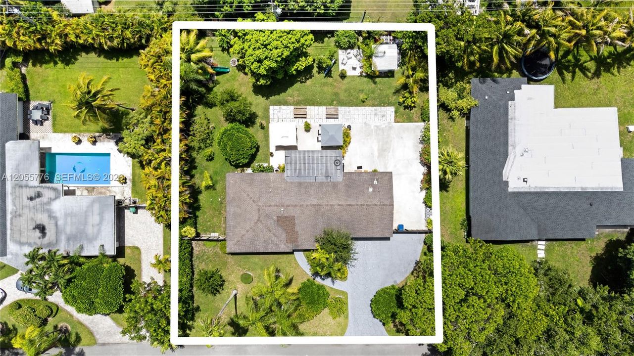 En Venta: $1,700,000 (4 camas, 3 baños, 2120 Pies cuadrados)