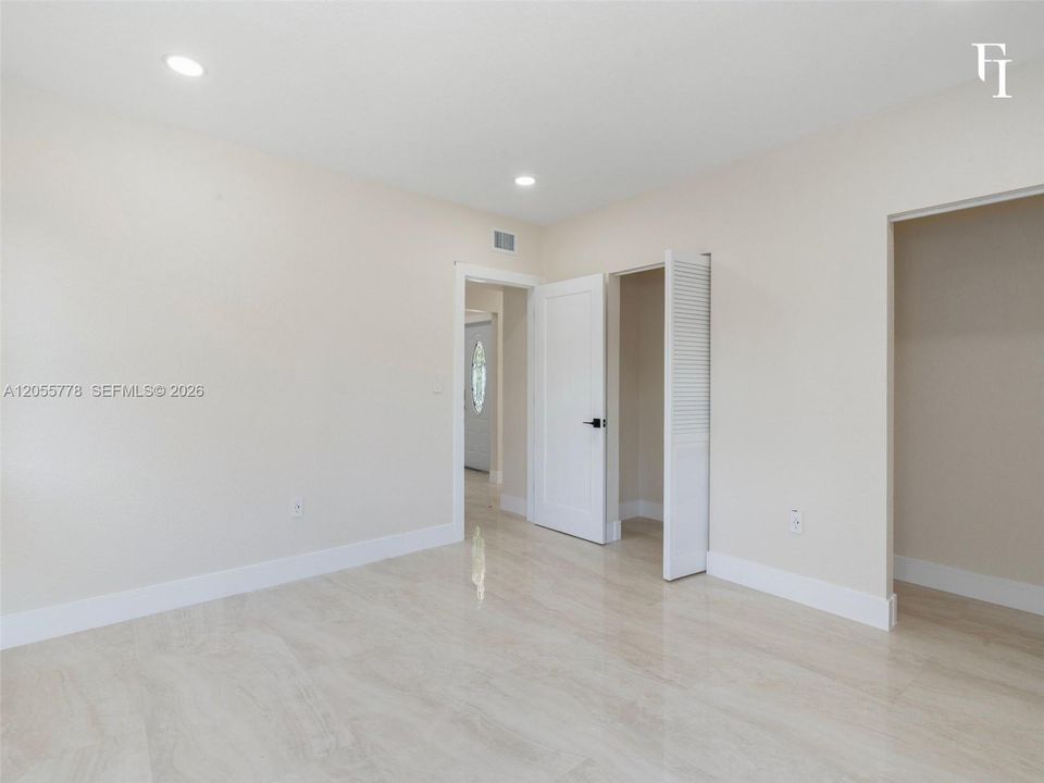 В аренду: $4,200 (3 спален, 2 ванн, 1474 Квадратных фут)