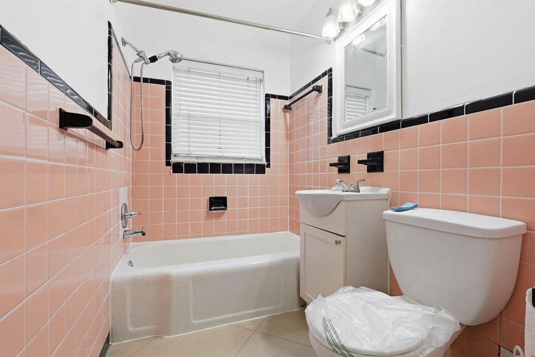 31-web-or-mls-DSC04250 Jhonatan Rubio