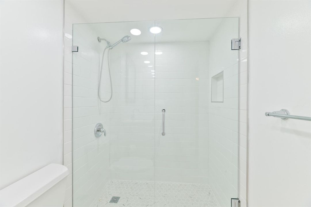 20260715 - 777 S Federal Hwy Apt 906 - M