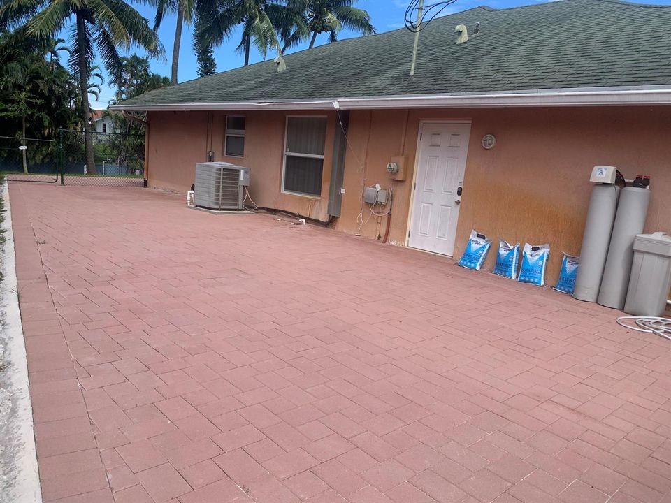 New Pavers/RV/Boat/Xtra Pking