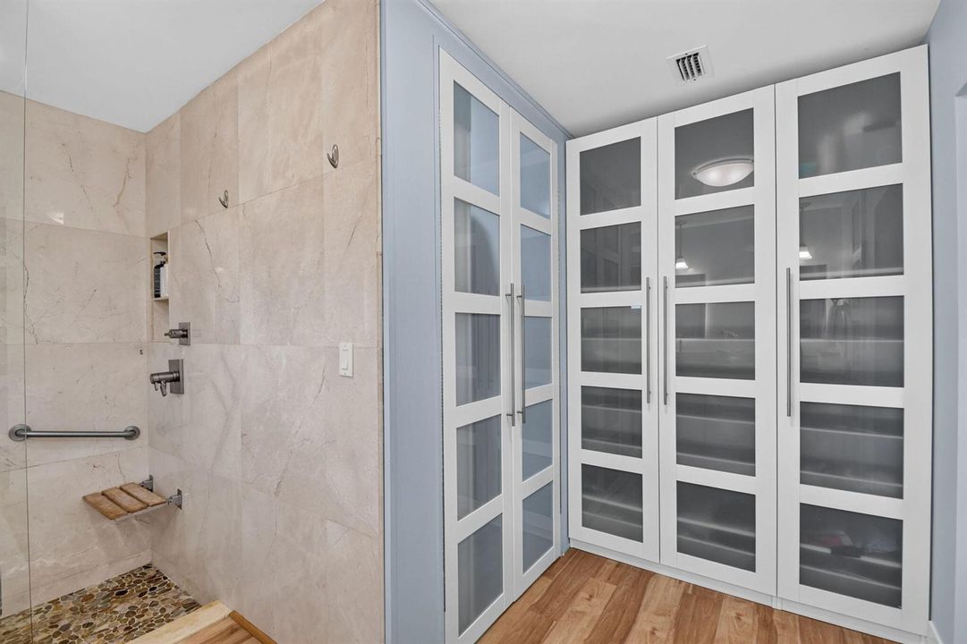 Custom Closets