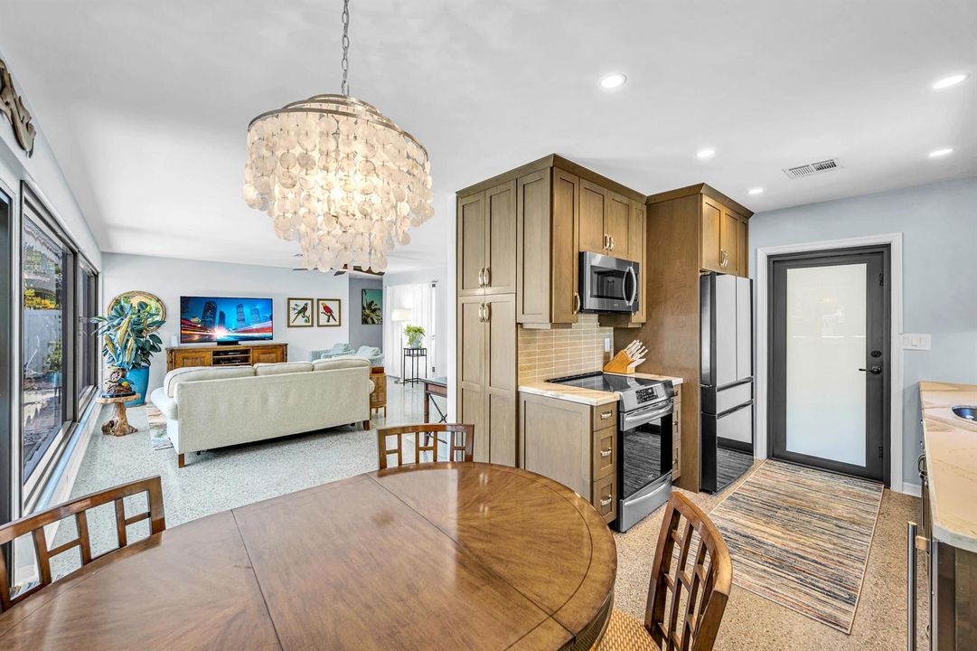 1301 MANDARIN ISLE--47