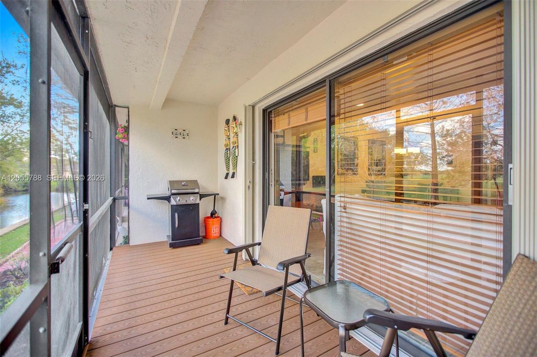 В аренду: $2,990 (2 спален, 2 ванн, 1348 Квадратных фут)