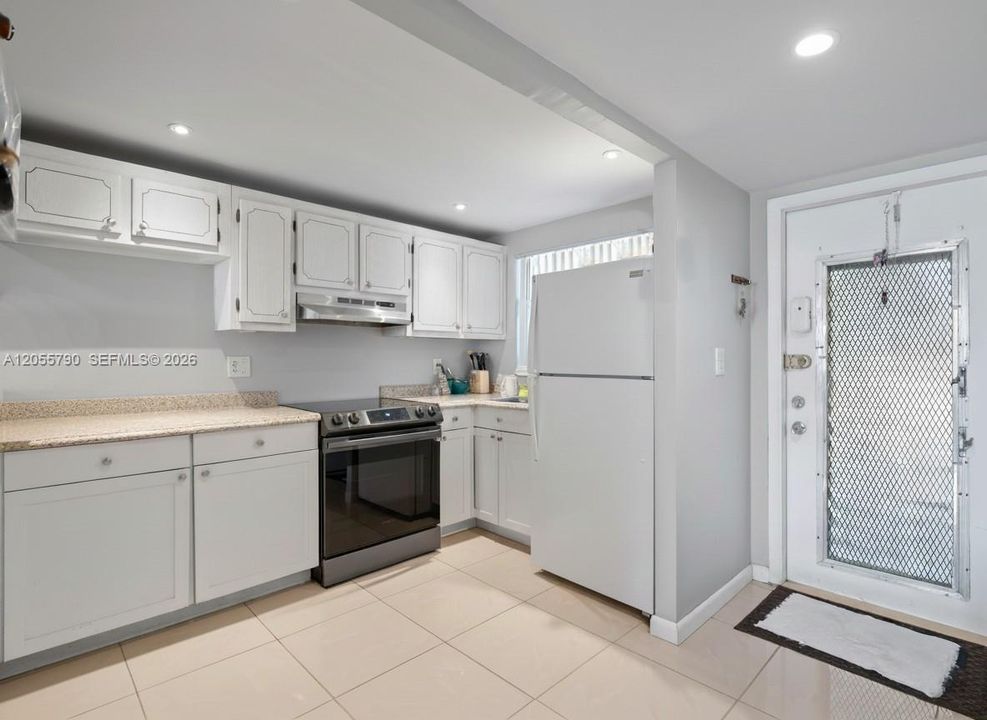 En Venta: $135,000 (2 camas, 2 baños, 850 Pies cuadrados)
