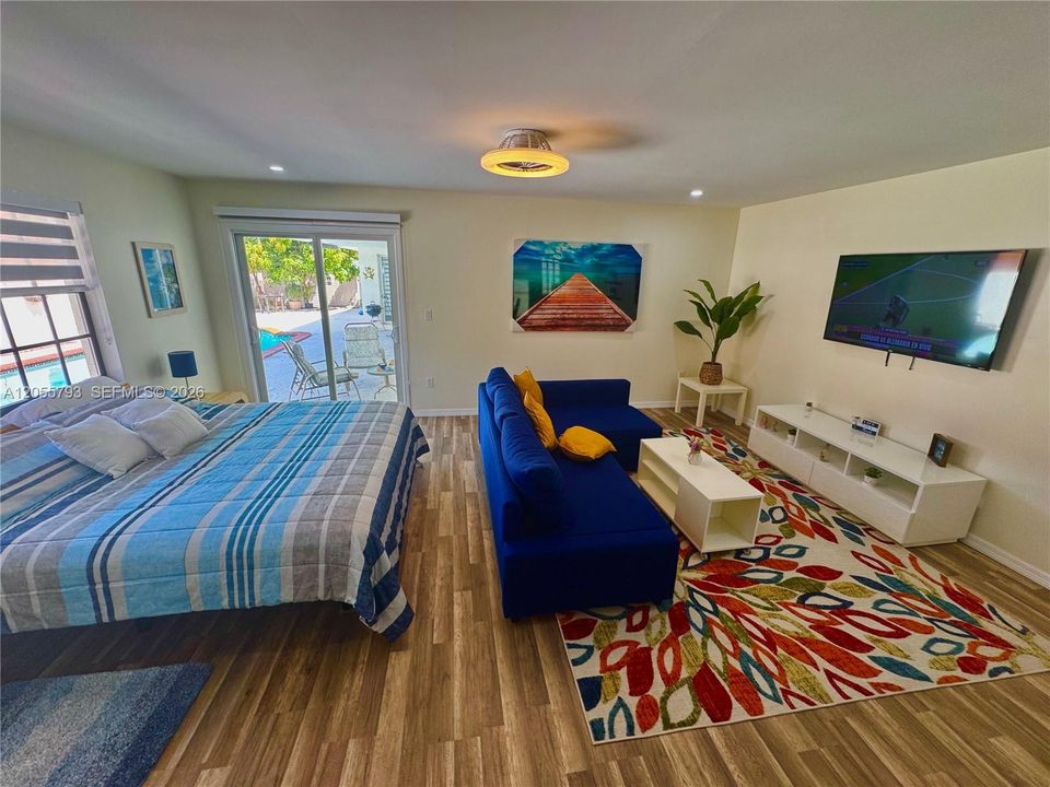 En Renta: $5,900 (4 camas, 3 baños, 3502 Pies cuadrados)