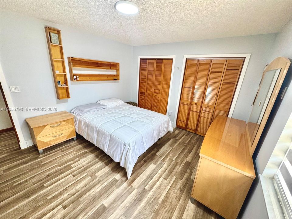 En Renta: $5,900 (4 camas, 3 baños, 3502 Pies cuadrados)