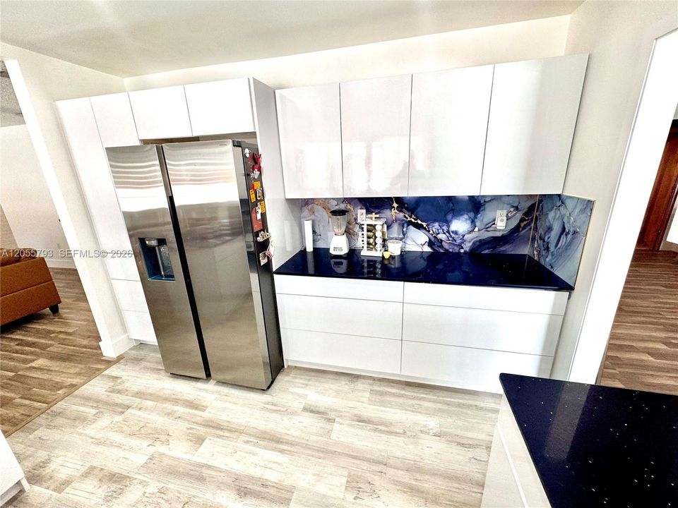 En Renta: $5,900 (4 camas, 3 baños, 3502 Pies cuadrados)