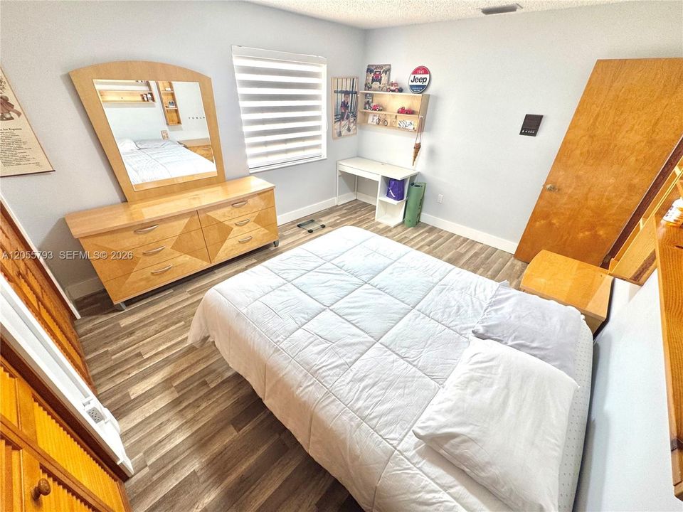 En Renta: $5,900 (4 camas, 3 baños, 3502 Pies cuadrados)