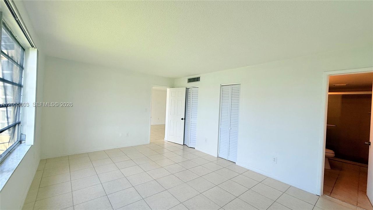 В аренду: $2,200 (2 спален, 2 ванн, 994 Квадратных фут)