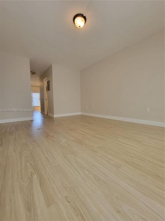 En Renta: $1,595 (1 camas, 1 baños, 420 Pies cuadrados)