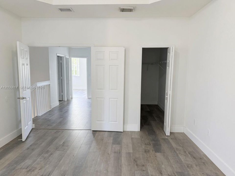 На продажу: $519,900 (3 спален, 2 ванн, 1770 Квадратных фут)