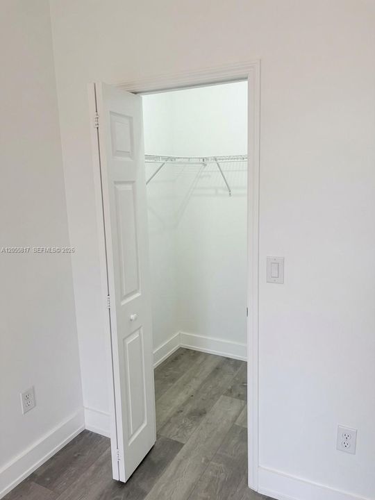 На продажу: $519,900 (3 спален, 2 ванн, 1770 Квадратных фут)