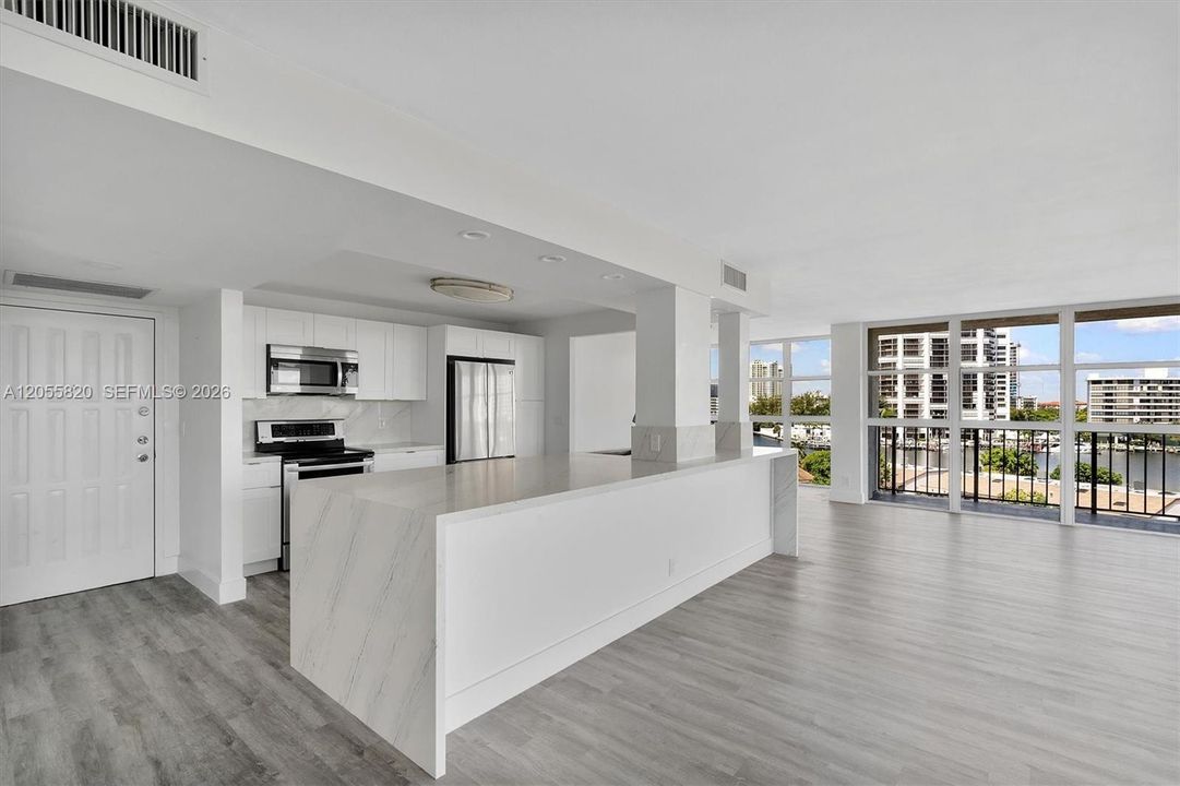 En Venta: $499,000 (2 camas, 2 baños, 1430 Pies cuadrados)