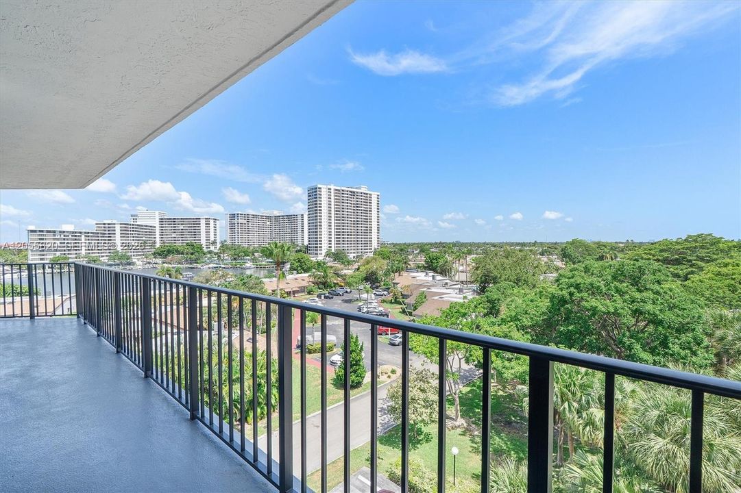 En Venta: $499,000 (2 camas, 2 baños, 1430 Pies cuadrados)
