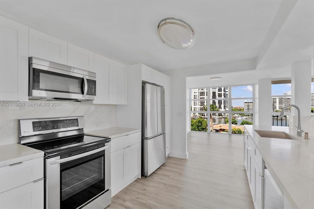 En Venta: $499,000 (2 camas, 2 baños, 1430 Pies cuadrados)