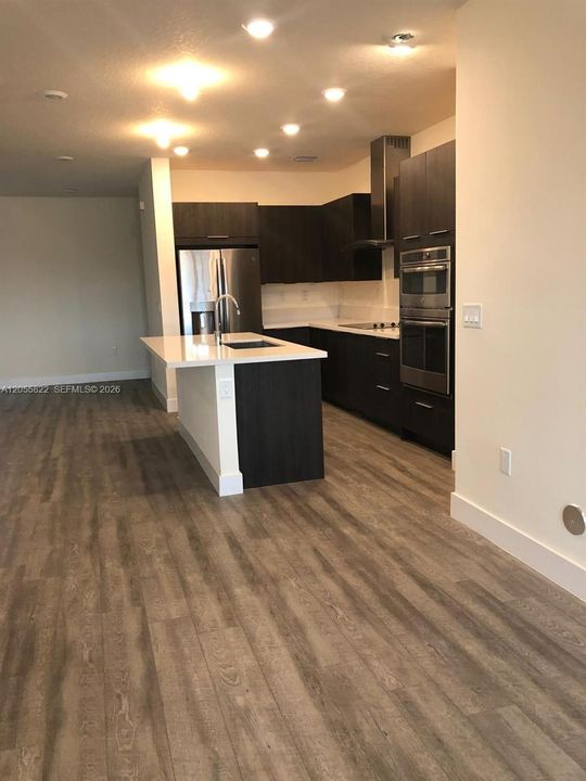 В аренду: $4,350 (3 спален, 2 ванн, 2379 Квадратных фут)