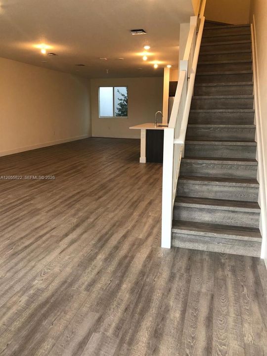 В аренду: $4,350 (3 спален, 2 ванн, 2379 Квадратных фут)