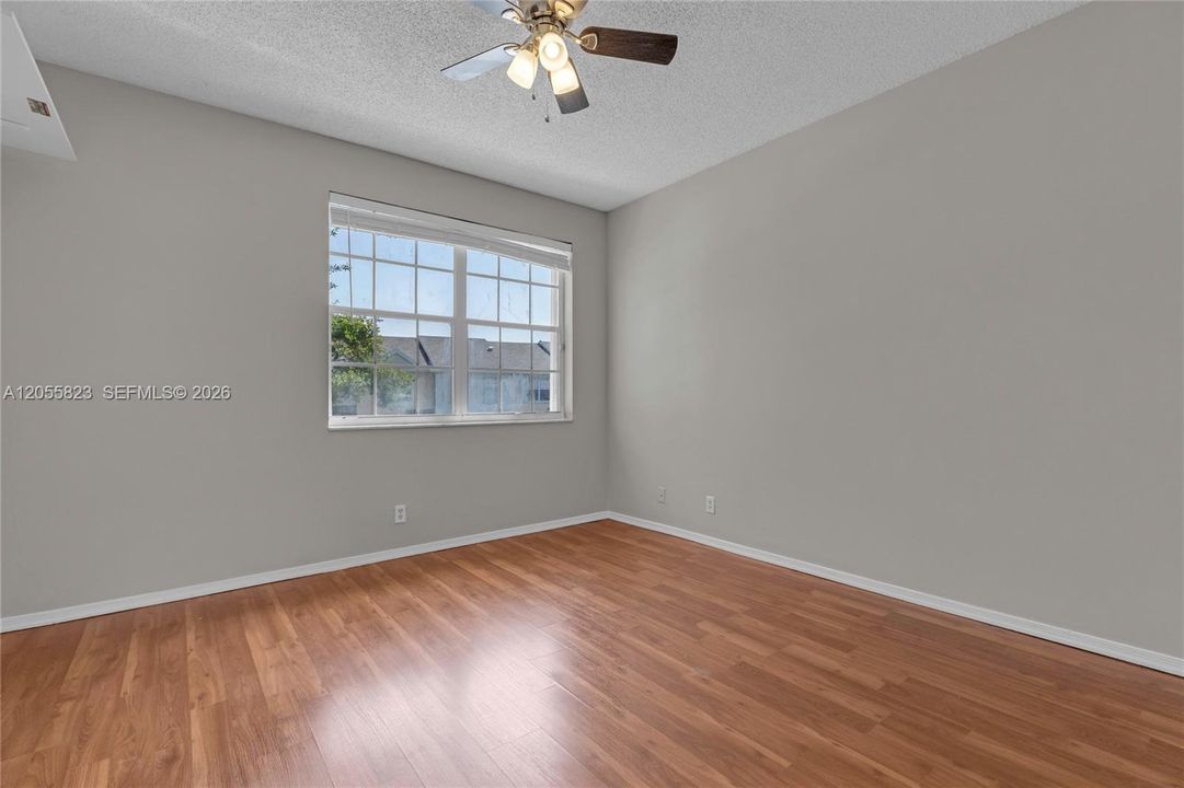 В аренду: $2,650 (2 спален, 2 ванн, 1110 Квадратных фут)