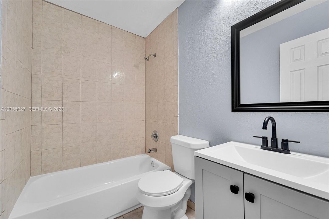 В аренду: $3,125 (4 спален, 2 ванн, 1498 Квадратных фут)