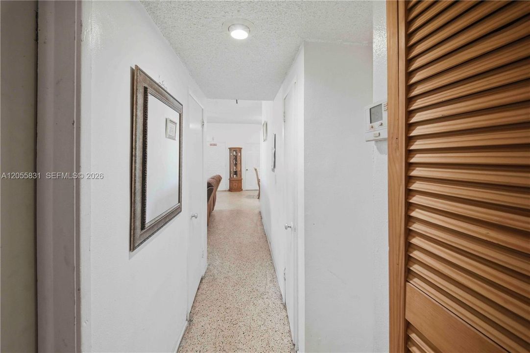 Под контрактом: $505,000 (3 спален, 3 ванн, 1170 Квадратных фут)
