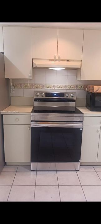 En Renta: $2,300 (3 camas, 2 baños, 1040 Pies cuadrados)