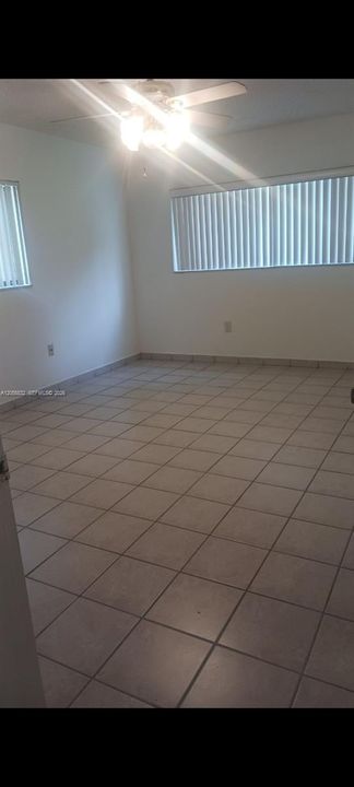 En Renta: $2,300 (3 camas, 2 baños, 1040 Pies cuadrados)