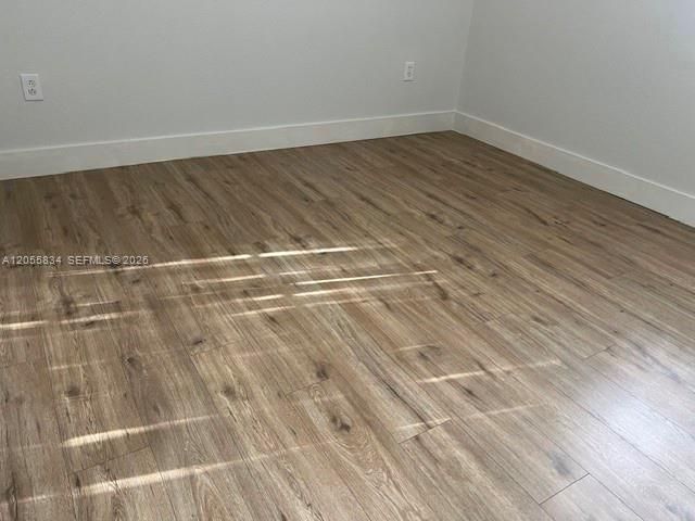 В аренду: $3,000 (3 спален, 2 ванн, 1426 Квадратных фут)