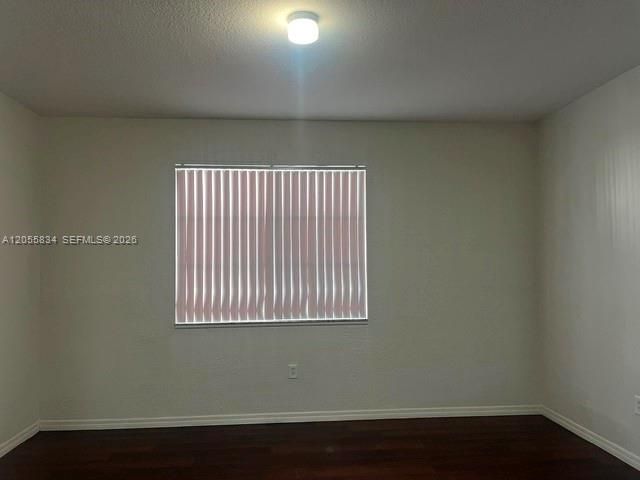 В аренду: $3,000 (3 спален, 2 ванн, 1426 Квадратных фут)