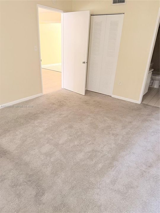 For Rent: $2,700 (3 beds, 2 baths, 1255 Square Feet)