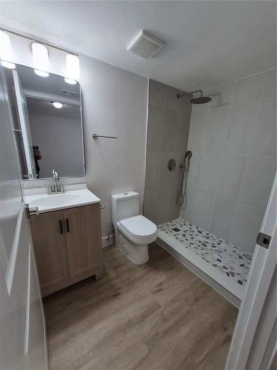 В аренду: $2,675 (3 спален, 2 ванн, 1214 Квадратных фут)