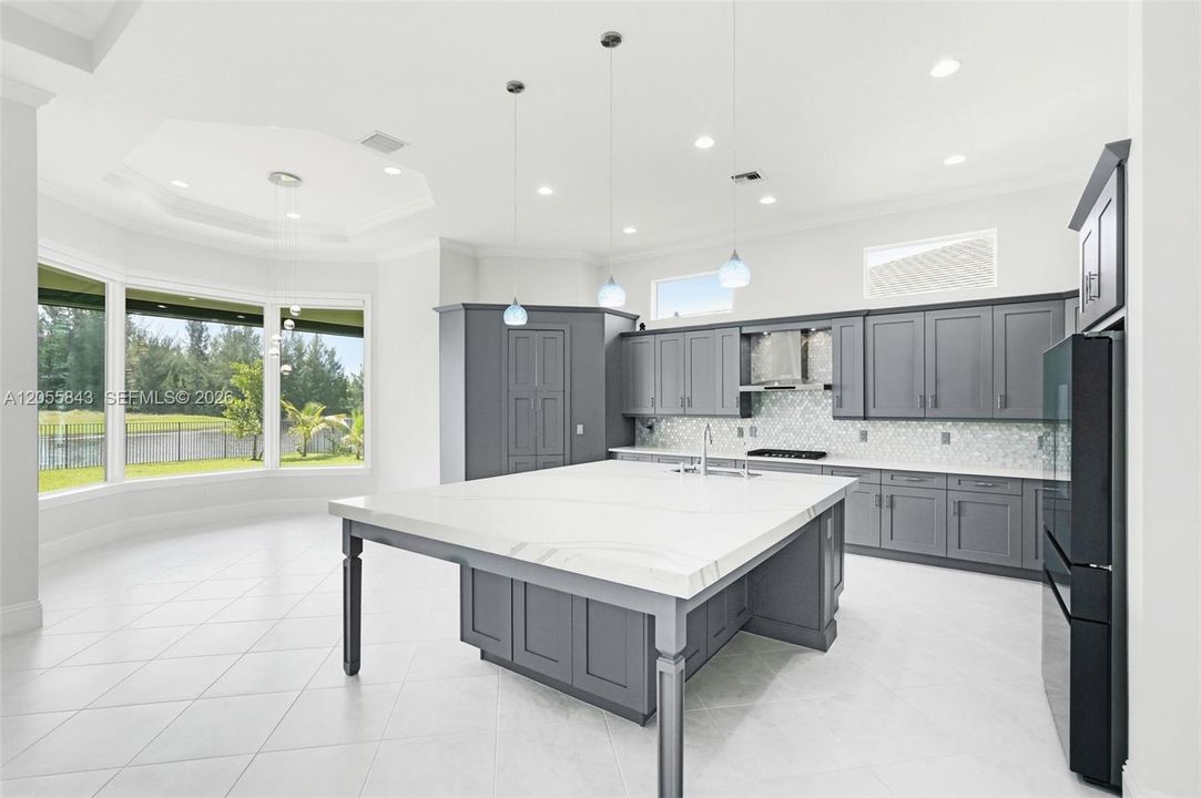На продажу: $1,149,000 (5 спален, 4 ванн, 3625 Квадратных фут)