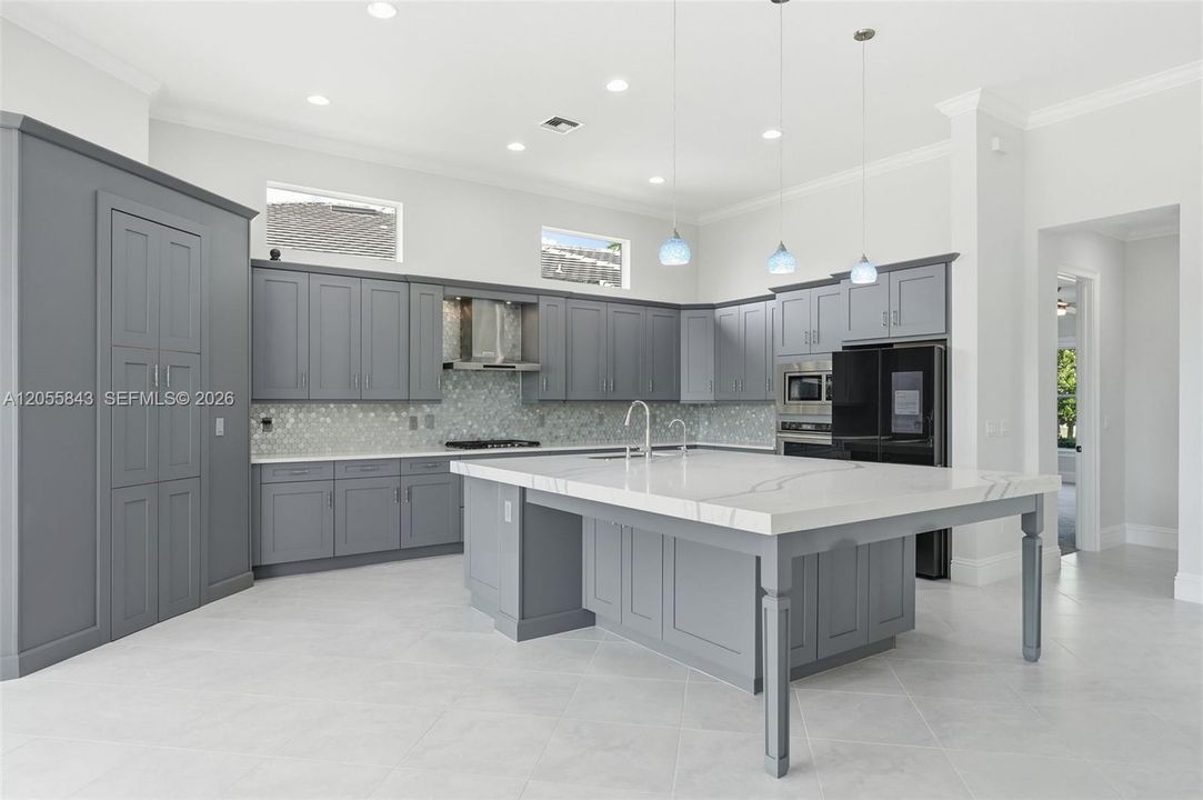 На продажу: $1,149,000 (5 спален, 4 ванн, 3625 Квадратных фут)