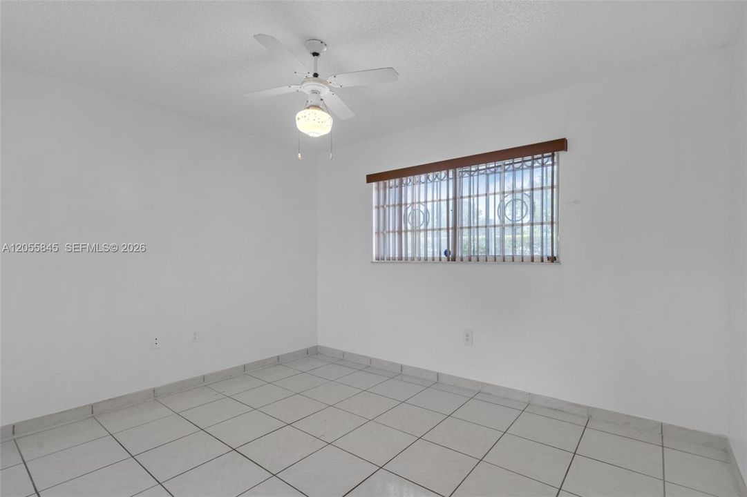 For Rent: $2,400 (2 beds, 2 baths, 1100 Square Feet)