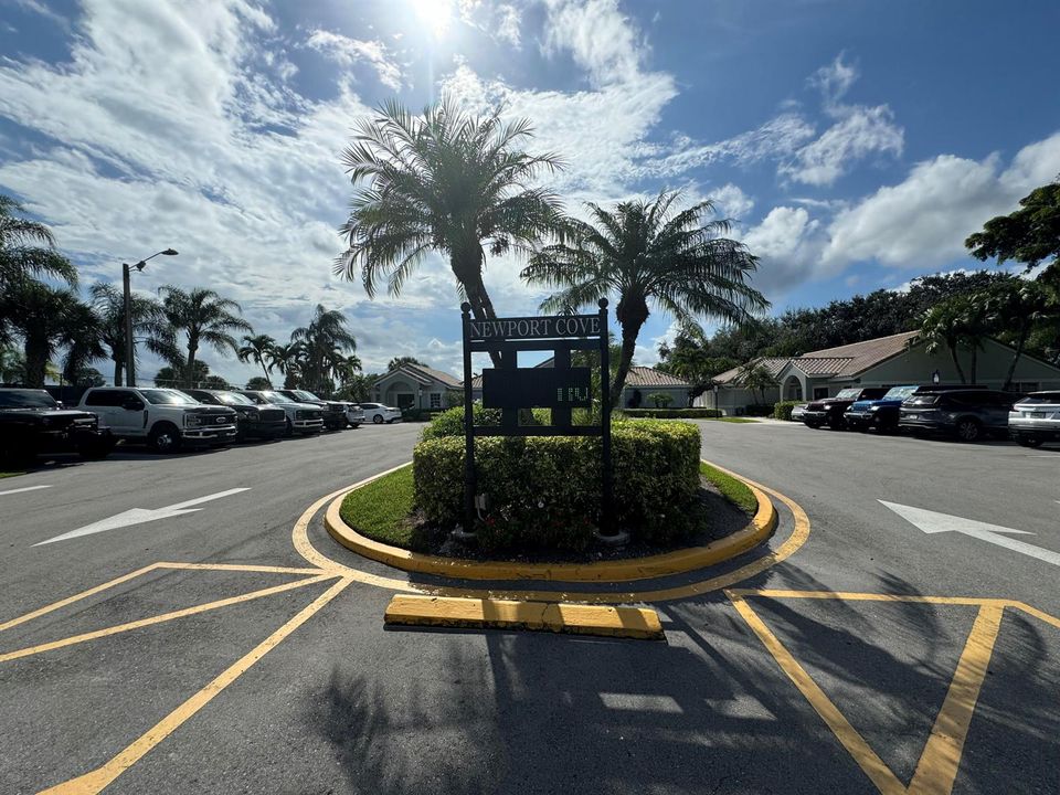 Welcome to Newport Cove