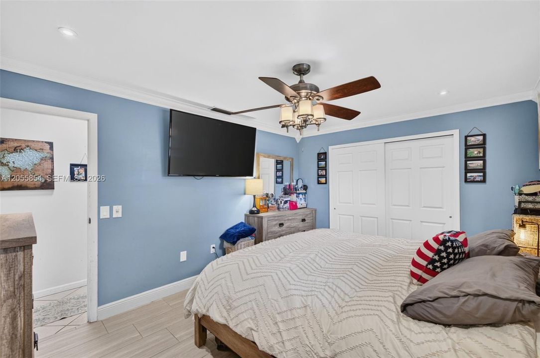 En Venta: $465,000 (3 camas, 2 baños, 1116 Pies cuadrados)