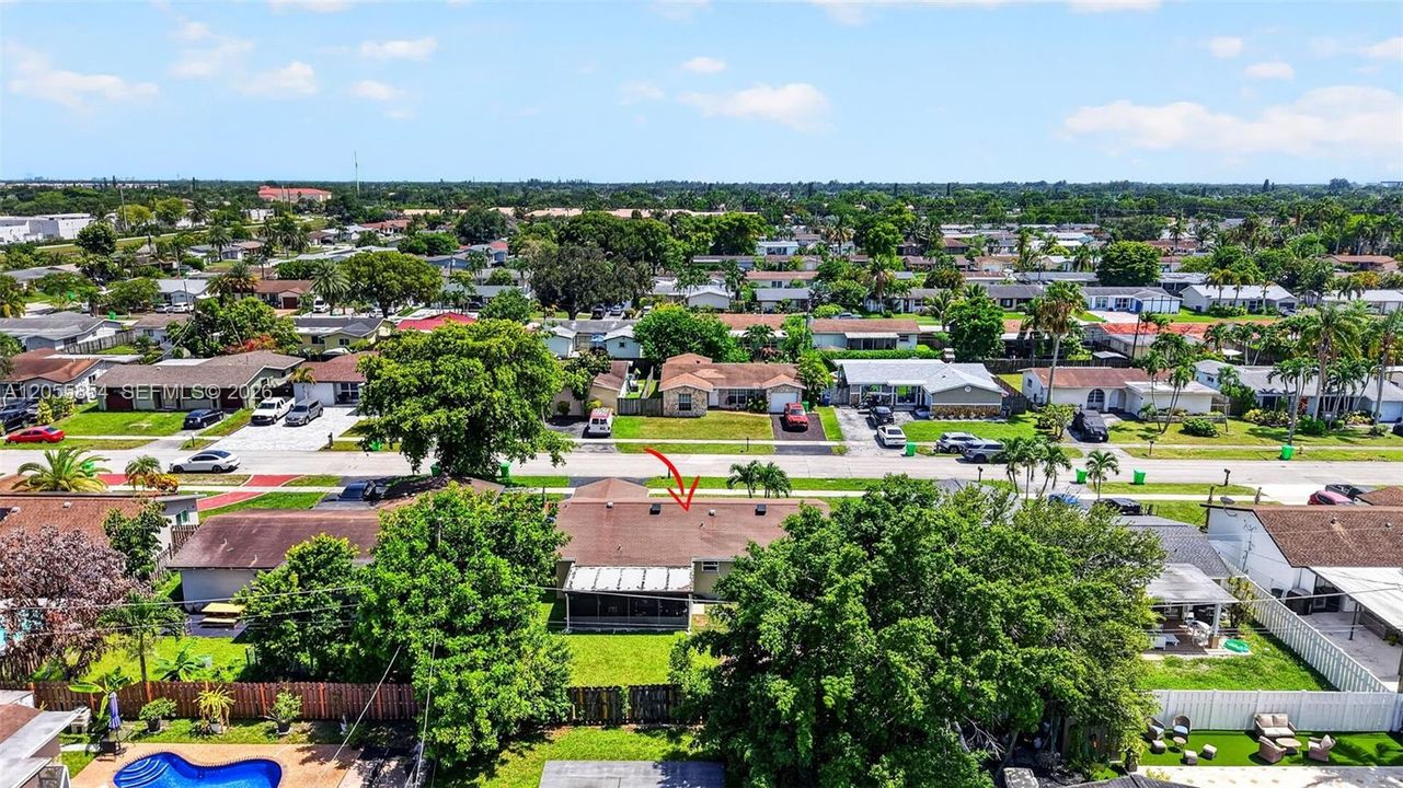 En Venta: $465,000 (3 camas, 2 baños, 1116 Pies cuadrados)