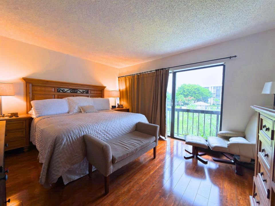 1204 Bridgewood 18