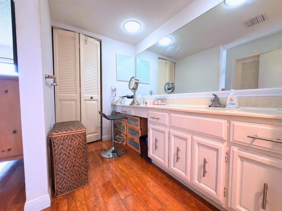 1204 Bridgewood 20