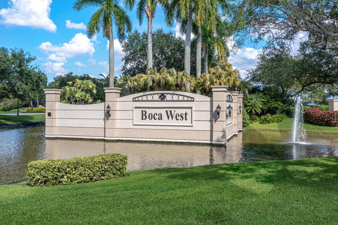 Entrance to Boca West