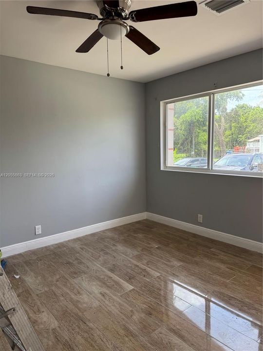 For Rent: $2,550 (3 beds, 2 baths, 2100 Square Feet)