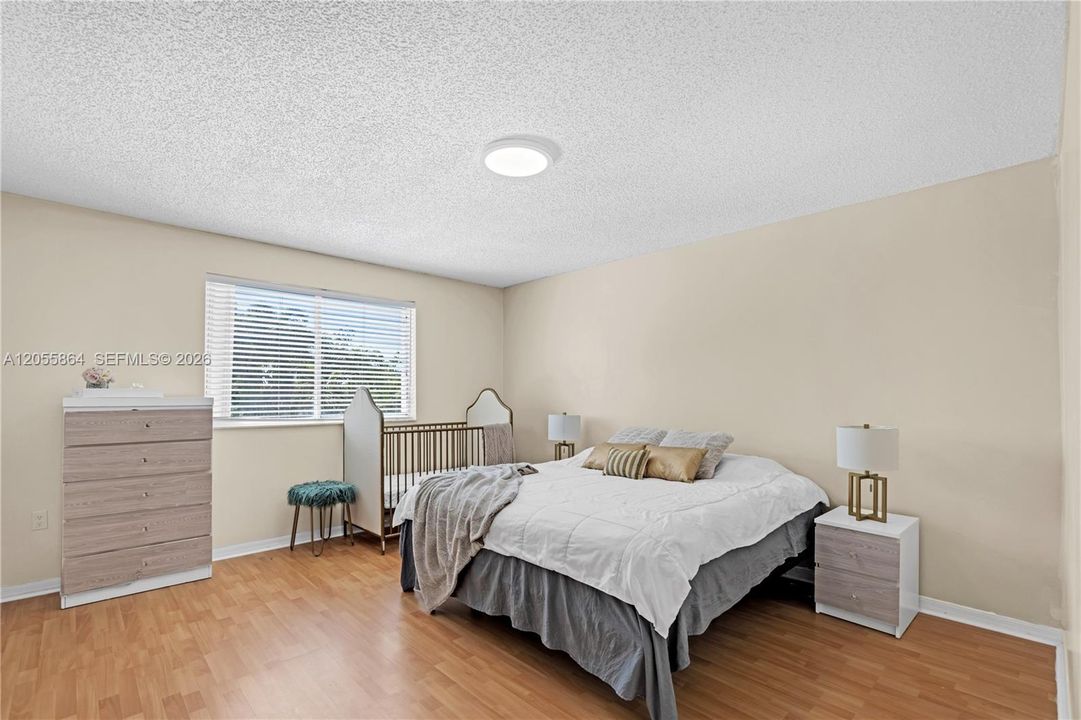 For Sale: $765,000 (3 beds, 2 baths, 1662 Square Feet)