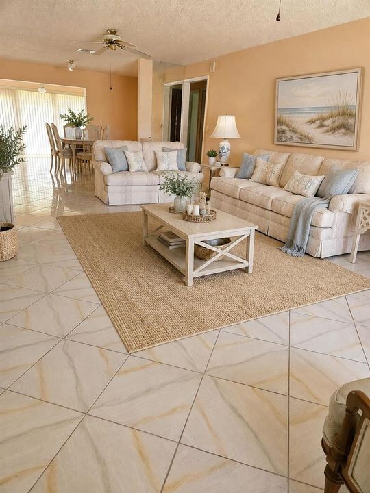 4763 Living Room (Rev)