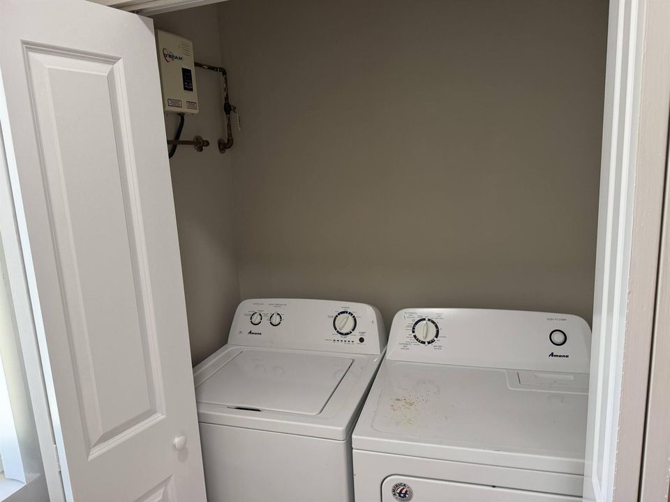 1308 Washer and Dryer