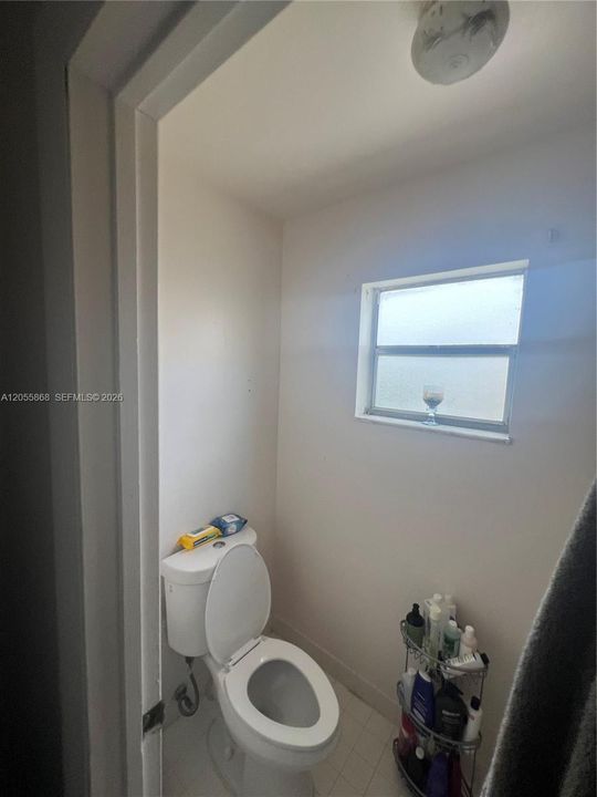 For Sale: $375,000 (4 beds, 2 baths, 1520 Square Feet)